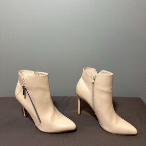BCBG Ladies White Pointed Toe Bootie